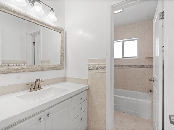 5103 SW 128th Pl, Miami FL 33175