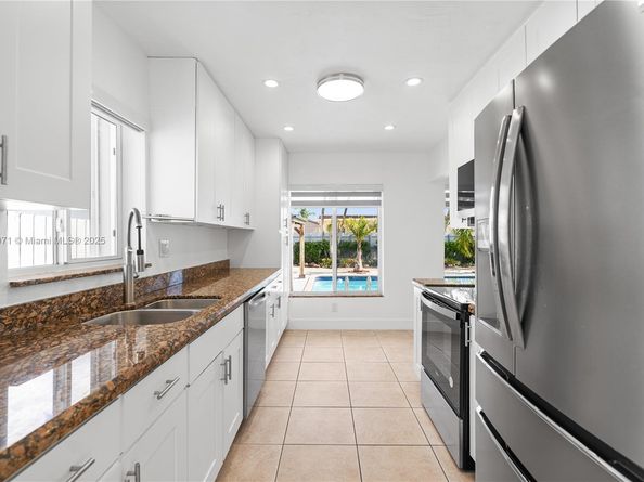 5103 SW 128th Pl, Miami FL 33175