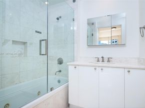 901 Brickell Key Blvd 901, Miami FL 33131