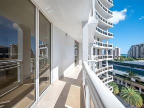 901 Brickell Key Blvd 901, Miami FL 33131