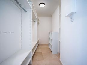 901 Brickell Key Blvd 901, Miami FL 33131