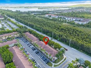8401 NW 107th ct 436, Doral FL 33178