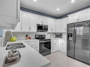 8401 NW 107th ct 436, Doral FL 33178