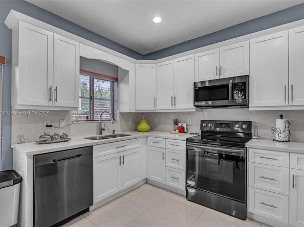 8401 NW 107th ct 436, Doral FL 33178