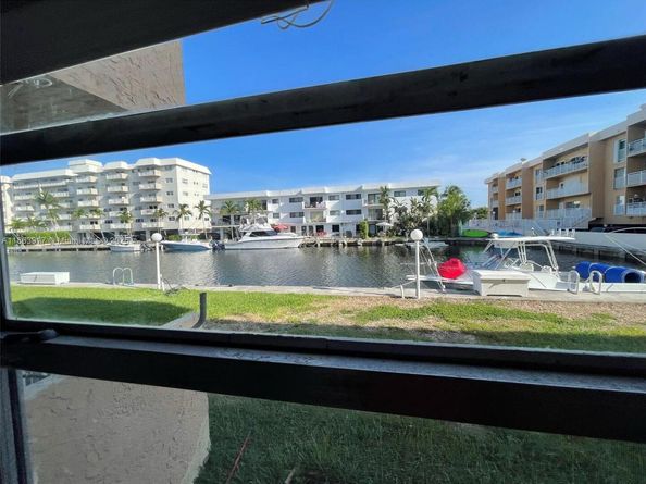 3522 NE 171st St 103, North Miami Beach FL 33160