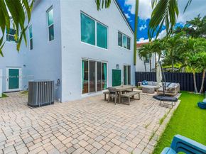 14836 SW 51st St, Davie FL 33331