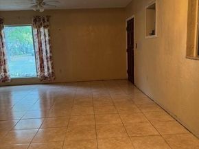 315 NW 127th St, North Miami FL 33168