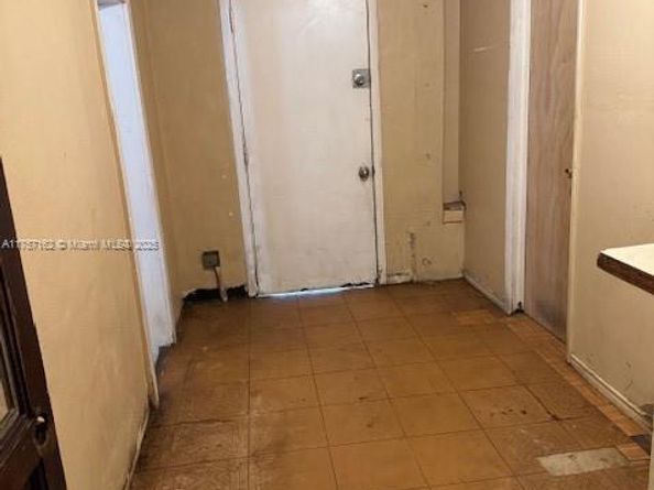 315 NW 127th St, North Miami FL 33168
