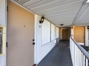 810 Lake Shore Dr 40, Lake Park FL 33403