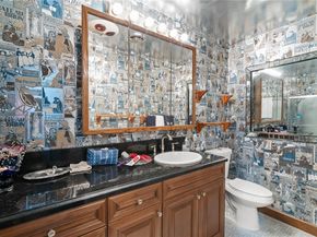 20605 NE 19th Ct, Miami FL 33179