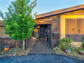 20605 NE 19th Ct, Miami FL 33179