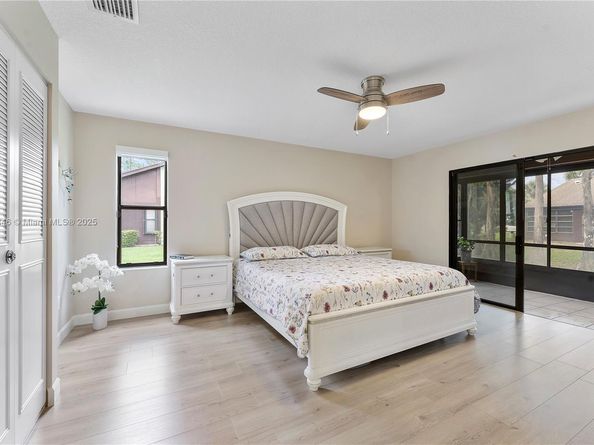 319 Elmira Ct, Royal Palm Beach FL 33411