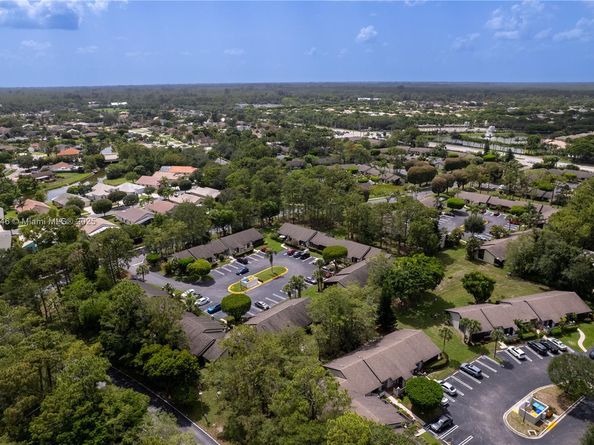 319 Elmira Ct, Royal Palm Beach FL 33411