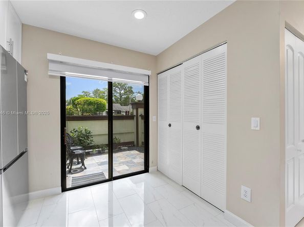 319 Elmira Ct, Royal Palm Beach FL 33411
