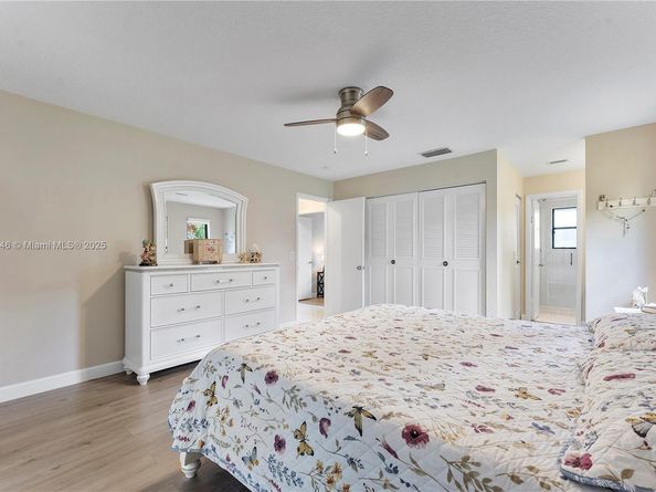 319 Elmira Ct, Royal Palm Beach FL 33411