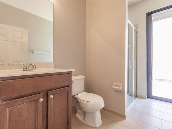 9108 SW 227th Ln, Cutler Bay FL 33190