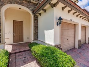9108 SW 227th Ln, Cutler Bay FL 33190