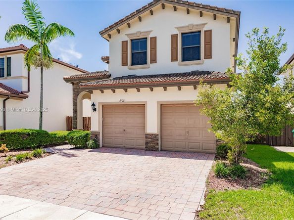 9108 SW 227th Ln, Cutler Bay FL 33190