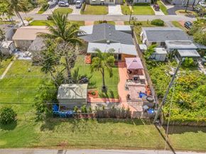 921 N 31st Ct, Hollywood FL 33021