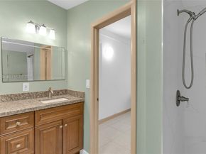 921 N 31st Ct, Hollywood FL 33021