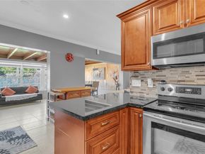 921 N 31st Ct, Hollywood FL 33021