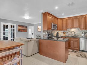 921 N 31st Ct, Hollywood FL 33021