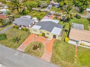 921 N 31st Ct, Hollywood FL 33021
