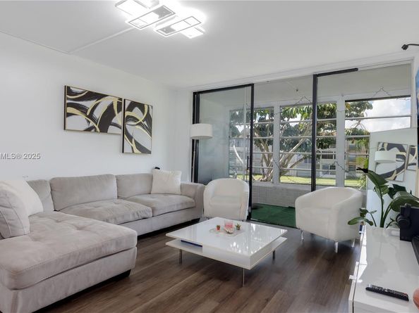 8321 Sands Point Blvd D205, Tamarac FL 33321