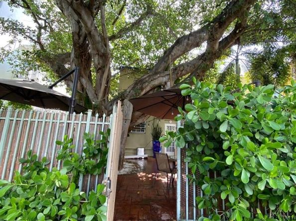 439 15th St 16, Miami Beach FL 33139