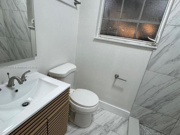 439 15th St 16, Miami Beach FL 33139