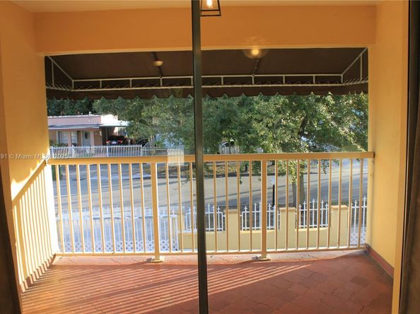 971 E 18th St, Hialeah FL 33013