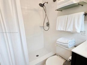 5387 SW 40th Ave 203, Dania Beach FL 33314