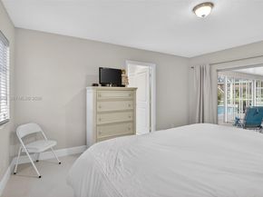 7141 SW 7th St, Plantation FL 33317