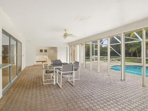 7141 SW 7th St, Plantation FL 33317