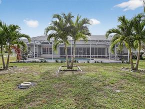 7141 SW 7th St, Plantation FL 33317