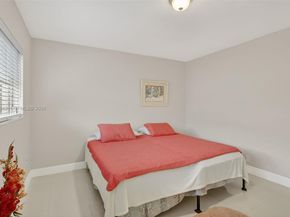 7141 SW 7th St, Plantation FL 33317