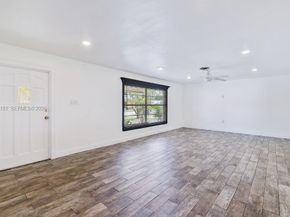 320 Fern St, Jupiter FL 33458