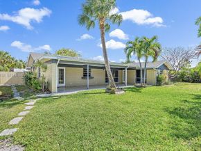 320 Fern St, Jupiter FL 33458