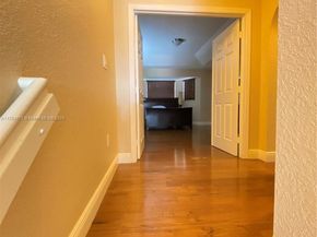 16766 SW 90th St, Miami FL 33196