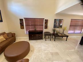 16766 SW 90th St, Miami FL 33196