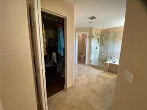 16766 SW 90th St, Miami FL 33196