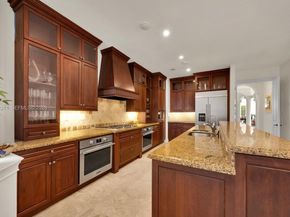 3471 Main Hwy 619, Miami FL 33133