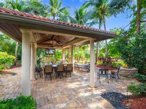 16740 Berkshire Ct, Southwest Ranches FL 33331