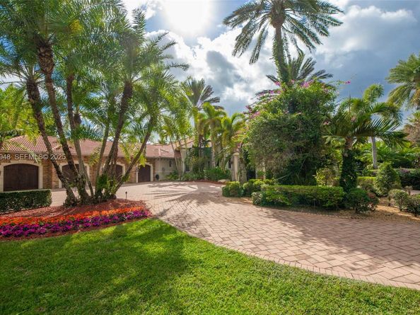 16740 Berkshire Ct, Southwest Ranches FL 33331