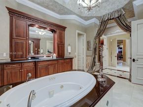 16740 Berkshire Ct, Southwest Ranches FL 33331