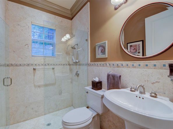 16740 Berkshire Ct, Southwest Ranches FL 33331