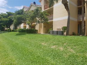 7640 Westwood Dr 403, Tamarac FL 33321