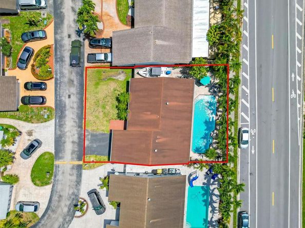 10020 SW 145th Pl, Miami FL 33186