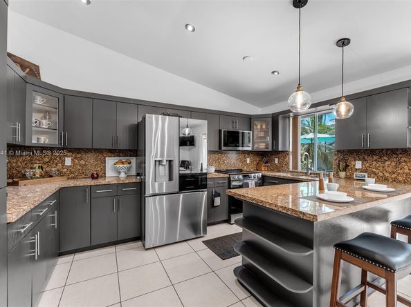 10020 SW 145th Pl, Miami FL 33186