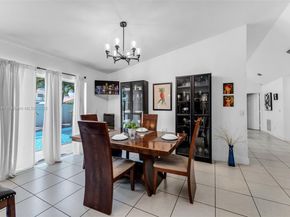 10020 SW 145th Pl, Miami FL 33186